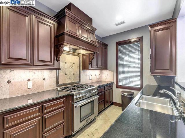 THETERACES - Residential Lease