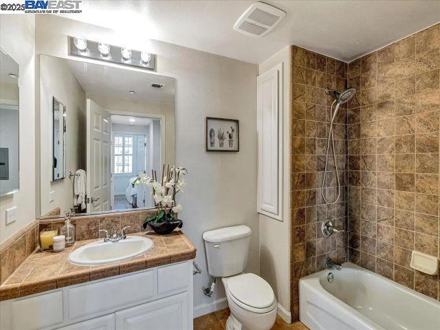 THETERACES - Residential Lease