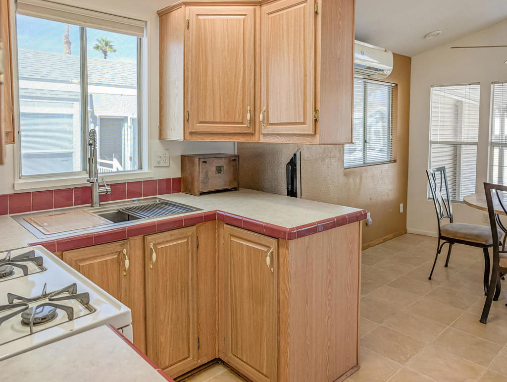 Not Applicable-1 - Manufactured In Park