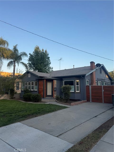 Photo of 4190 Cover ST, Riverside, CA 92506 (MLS # IV26125781)