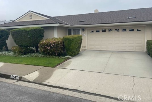 Condo 2 bedrooms, 1 3/4 Bath home and attached 1 car garage. Need TLC. Close to beaches of Oxnard and Port Hueneme. This is situated at a desirable senior 55+ community. Residents have access to a golf course, swimming pool, and their recreational center.