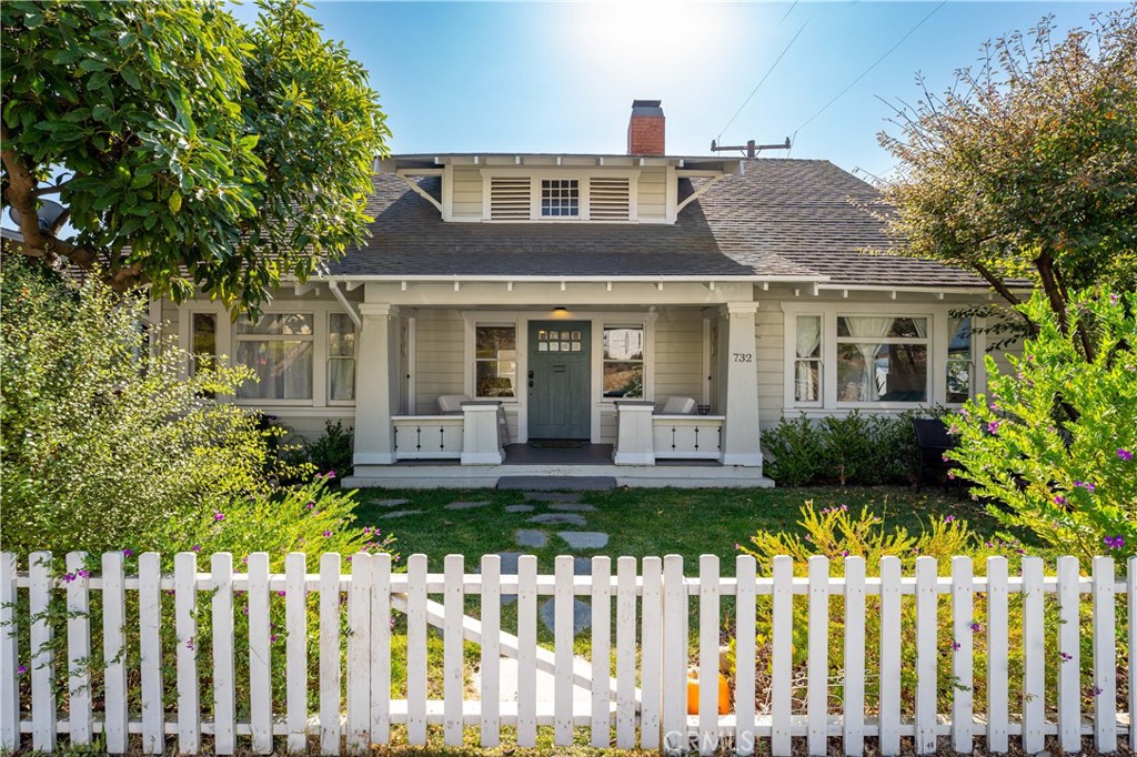 Charming Craftsman Home with Ocean Views & Two Separate Apartment Units – Walkable Downtown Location! Main house, plus private apartments. Nestled in the heart of downtown Ventura, this multi-functional property offers a rare combination of charm, location, and income potential. The beautifully preserved Craftsman home is just one block from Ventura's vibrant downtown, with its array of shops, restaurants, and bars, and only a short walk to the beach. The main house has all modern, updated kitchen and bathroom appliances. Enjoy the ocean view from the property while living in or renting out the two ADUs below with their own private entrance and street addresses. This is the perfect opportunity for investors, those seeking multi-generational living, separate office spaces, or rental income. Main Home: 3 Bedrooms, 2 Bathrooms,1255 sq ft. Historic Craftsman architecture, complete with original woodwork, archways, and classic detailing. Modern kitchen with updated appliances, offering the perfect balance of character and function. Open plan kitchen/living room/dining room with entertainment bar. Ocean view from living and dining area and an inviting front porch to enjoy the coastal breeze. An easy stroll to the beach and to the pedestrian only Historic Downtown Ventura. Additional Apartment Unit (JADU):1 Bedroom, 1 Bathroom with full kitchen with modern appliances, 600 sq ft, permit pending city inspection. Separate entrance and fully renovated for maximum comfort and privacy. Newly tiled, private outdoor courtyard for entertainment and with direct access to garage. Additional Detached Studio Apartment (ADU): Studio, 1 Bathroom with brand new kitchenette, 270 sq ft. Fully permitted as a rental unit. Heat pump air-conditioning and new efficient electric water heater. Recently renovated with premium finishes, offering cozy living with a modern touch. Additional Information: Zoned for multi-family use. Rare private yard with mature, producing avocado tree. 2-car garage. Don’t miss this rare opportunity to own a piece of Ventura's history with the added benefit of ocean views, walkability, and income-generating ADUs.