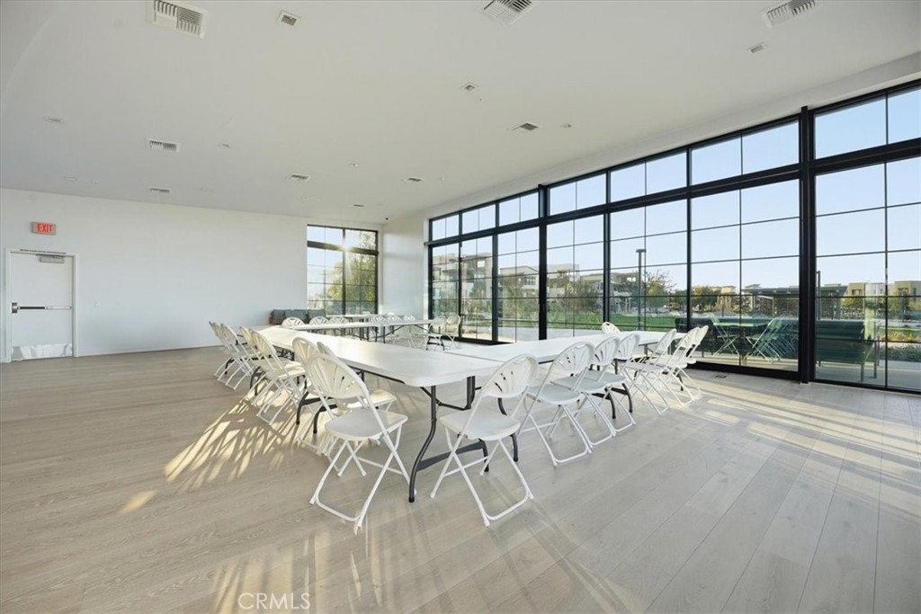 Iris (IRIS5P) - Residential