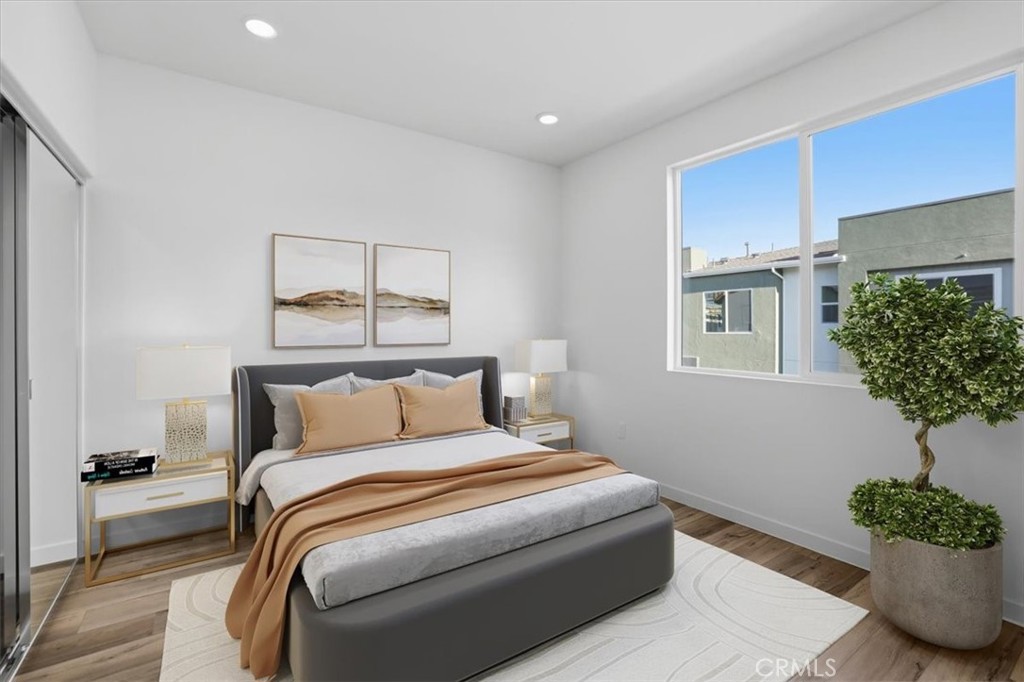 Iris (IRIS5P) - Residential