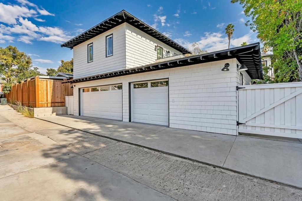 Mission Hills - Residential Income