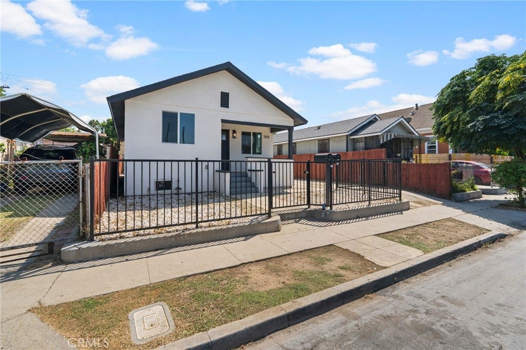 3818 Crawford