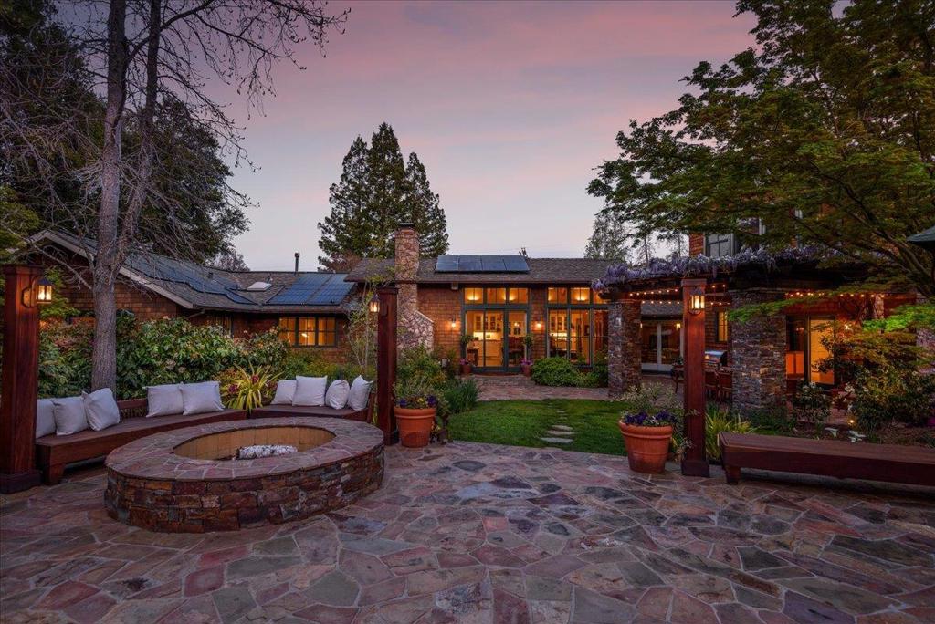 45 Bear Gulch Drive