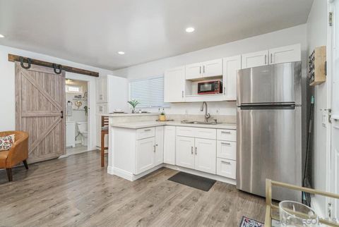 9026 Avocado St Spring Valley CA 91977