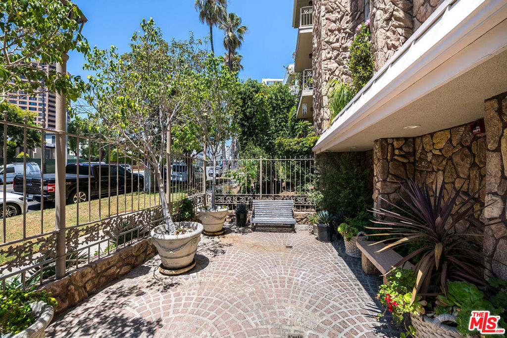 1260 S Beverly Glen Boulevard 408