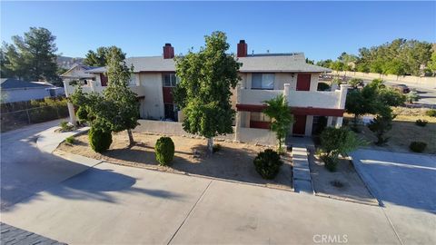 Photo of 16228 Wato Road, Apple Valley, CA 92307 (MLS # HD26073633)