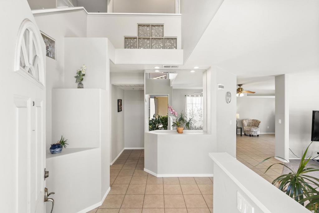 1828 Monserrat Way
