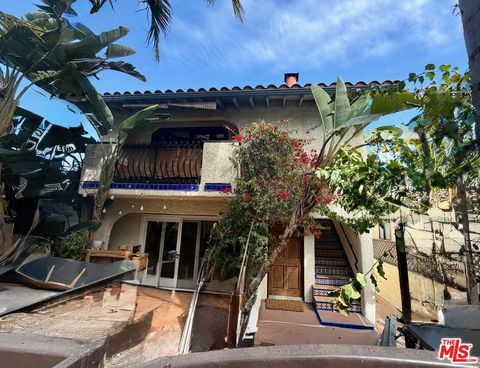 Photo of 2344 Ocean Avenue, Venice, CA 90291 (MLS # 26661071)