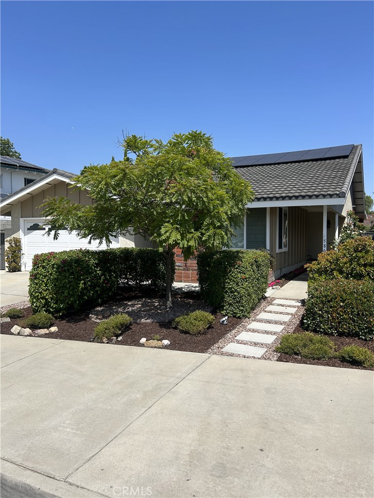 5802 Snowden