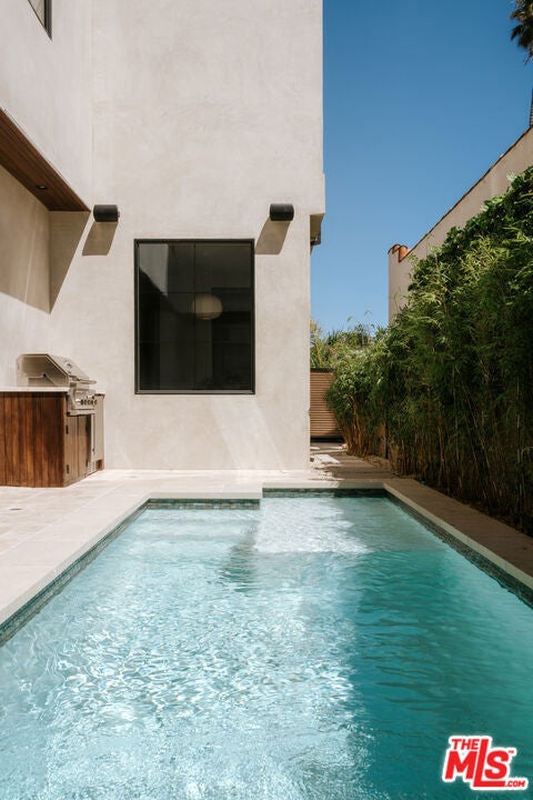 923 Milwood Avenue, Venice CA 90291