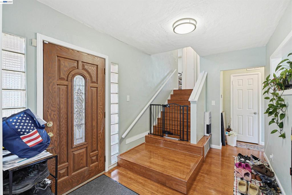 2546 Truman Ave Ave, Oakland CA 94605