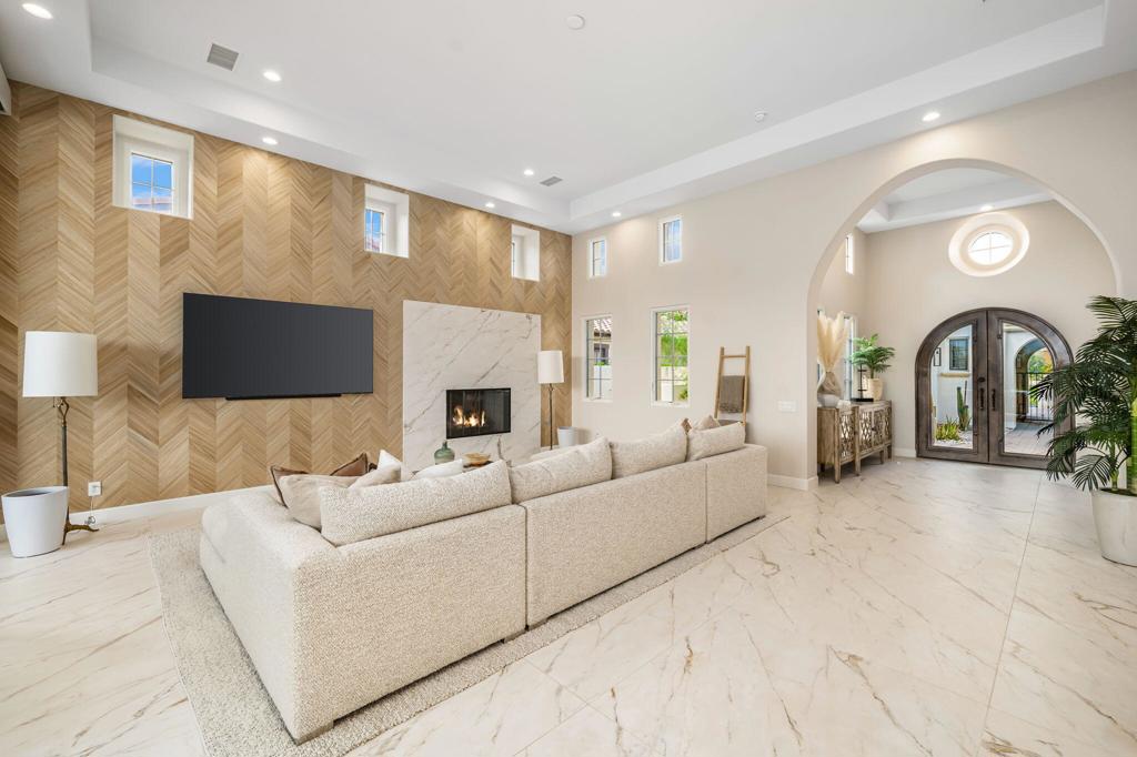 Andalusia at CM - Residential