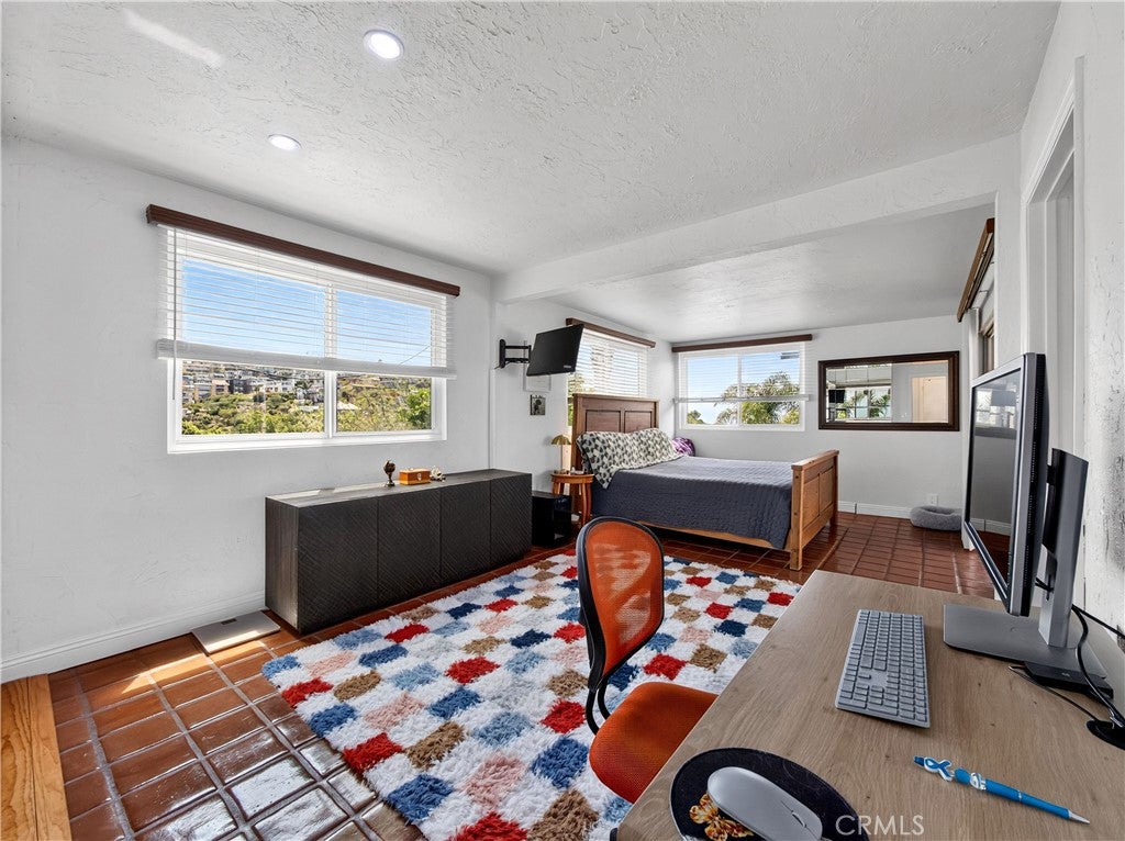 1080 Noria, Laguna Beach CA 92651 - Photo 22