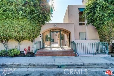 LOCATION, LOCATION, LOCATION!!! Standard Sale! Don’t miss this incredible opportunity to own a beautifully designed townhome in an unbeatable location close to shops, schools, restaurants and freeways and AMERICANA.
This charming townhouse offers a private entrance from the street, open floor plan, with lots of natural lighting coming in from the multiple skylights. This 3 bedrooms/3 baths unit is recently remodeled. New sliding doors, new paint, new countertop and more. The living room features high beam ceilings, a gas fireplace and two sliding doors that open to a balcony. The dining area connects to a large outdoor patio, perfect for outdoor dining. The bright kitchen is fully updated with new cabinets, quartz countertops, and stainless steel appliances, skylights and even a breakfast area. Upstairs are the master suite includes a skylight bathroom with a jacuzzi tub, along with a second bedroom & bath. A third bedroom & bath are conveniently located on the lower level w/its own patio. In-unit laundry.
Residents enjoy direct access from the secure subterranean garage with 2 parking spaces, storage cabinets, and community amenities such as a pool and controlled building access.