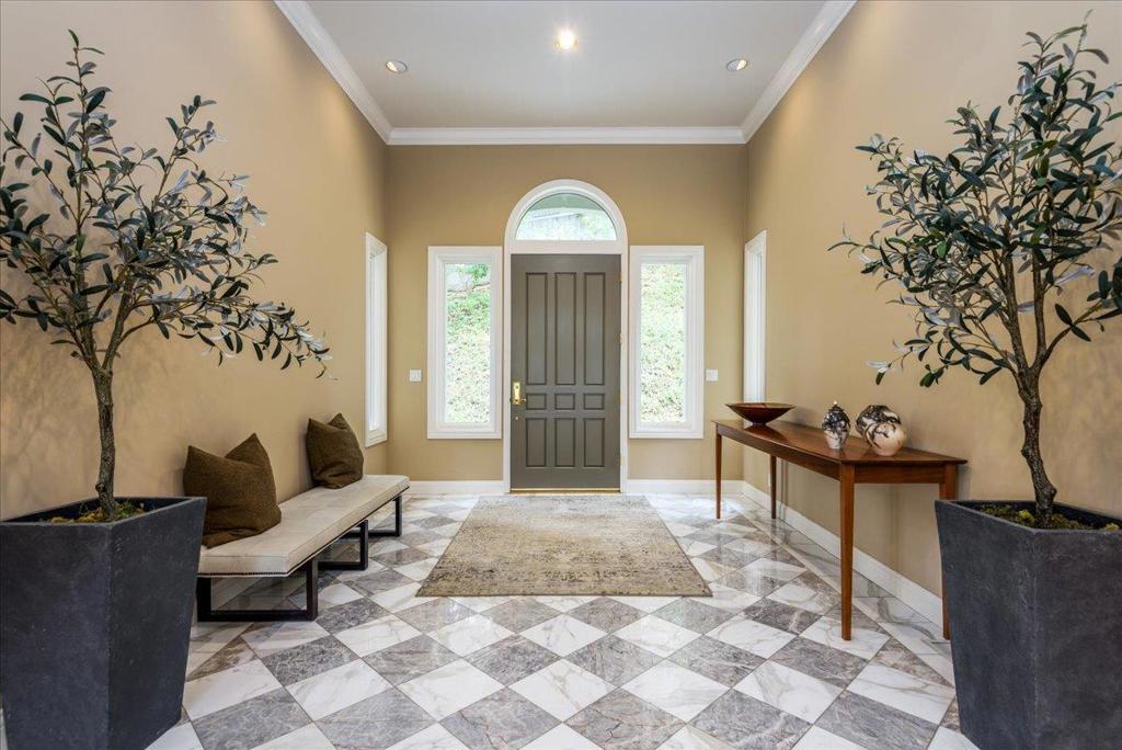 55 Vista Verde Way