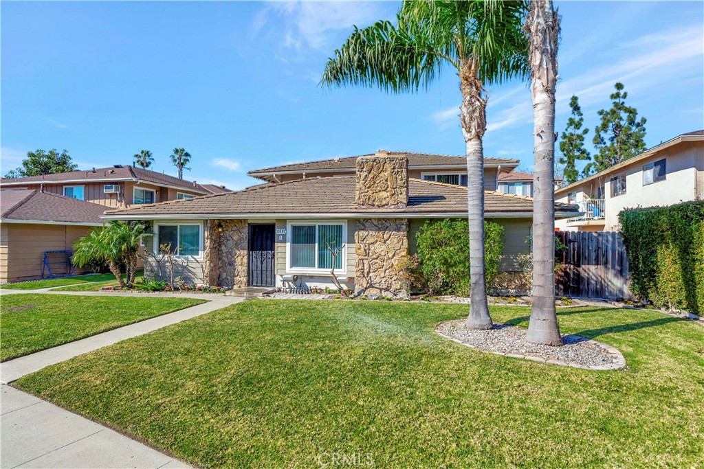 13561 Arizona Street