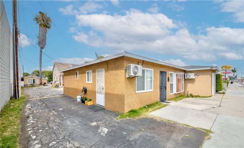 9863 Alondra Boulevard Bellflower CA 90706