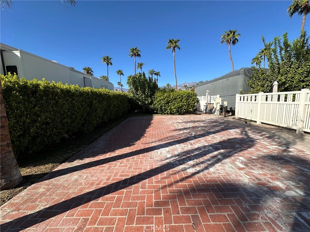 69411 Ramon Road