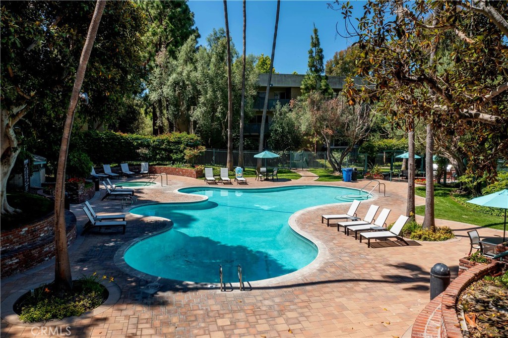 576 N Bellflower Blvd. 224