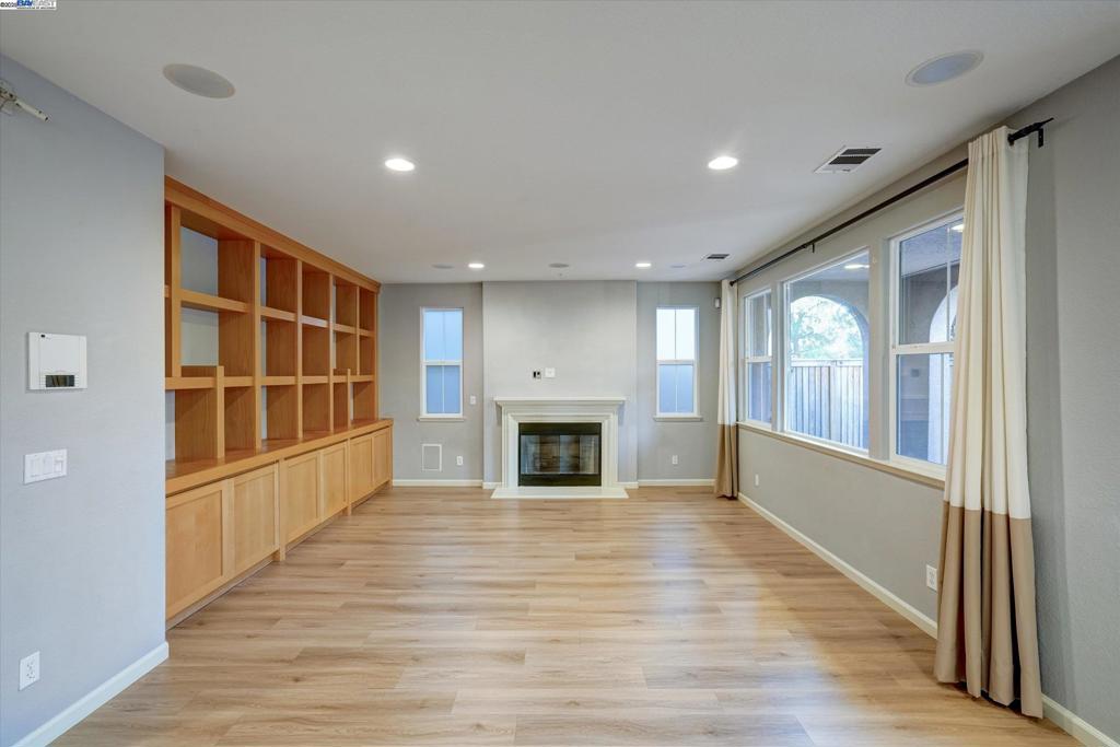 WINDEMERE - Residential