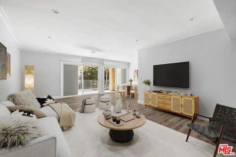 Photo of 423 S Rexford Drive #106, Beverly Hills, CA 90212 (MLS # 26850971)