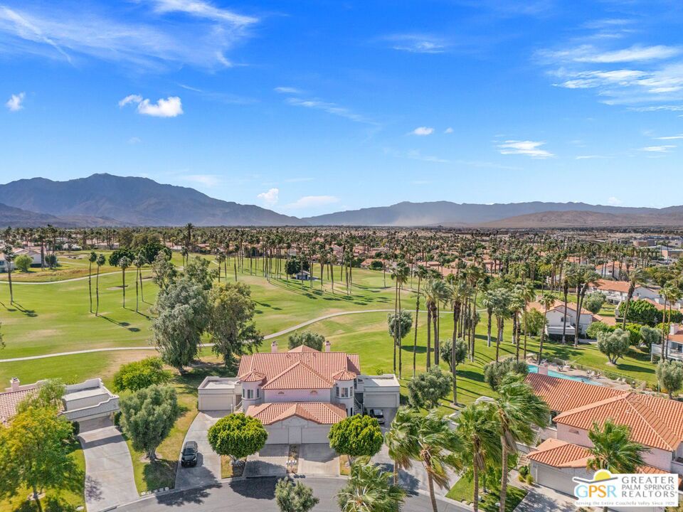 283 Vista Royale Circle