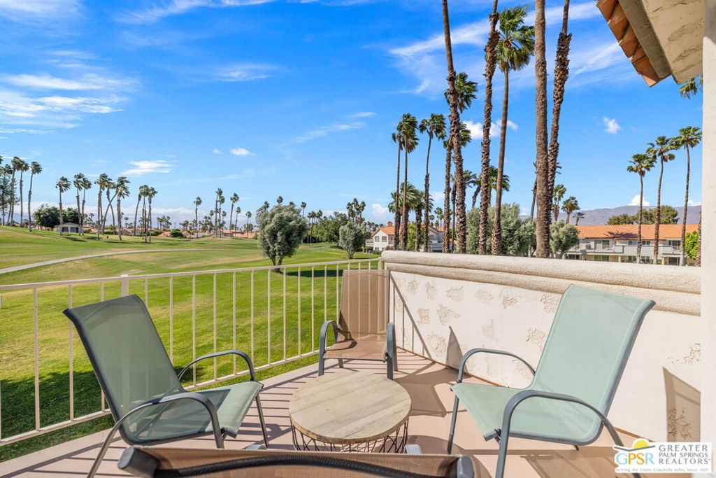 283 Vista Royale Circle