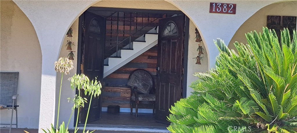 1382 Crawford Avenue