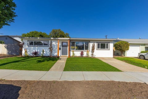 Photo of 4539 Gila Ave Ave, San Diego, CA 92117 (MLS # 260021534SD)