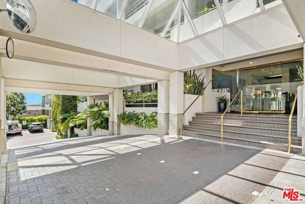 Photo of 1131 Alta Loma Road #106, West Hollywood, CA 90069 (MLS # 25619751)