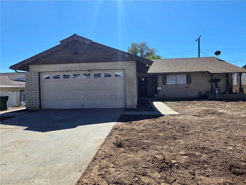 Photo of 992 W Hoffer ST, Banning, CA 92220 (MLS # PW26224279)