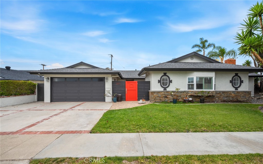 5471 Meadowlark Drive