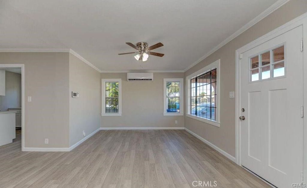 Photo of 542 W 105th Street, Los Angeles, CA 90044 (MLS # OC25266071)