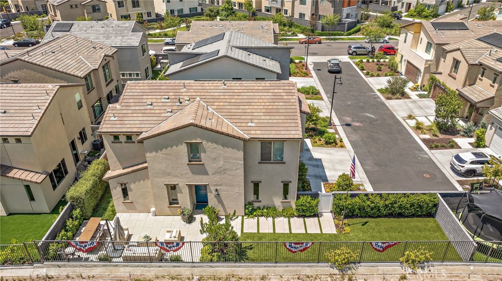 3372 Ivy Way