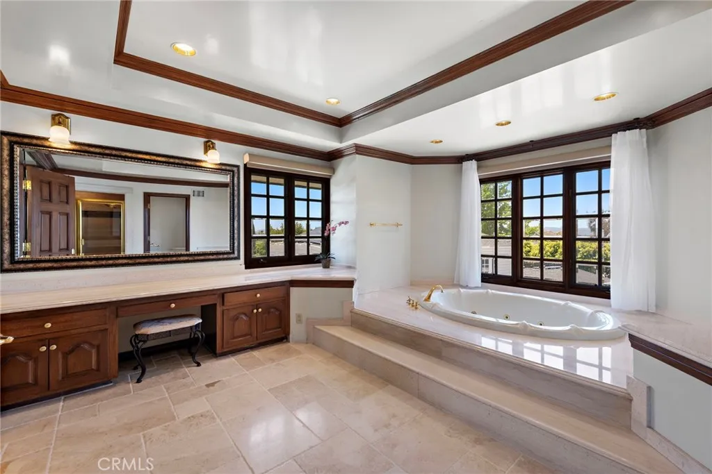 Laguna Hills, California 92653, United States, 6 Bedrooms Bedrooms, ,8 BathroomsBathrooms,Residential,Active,141255