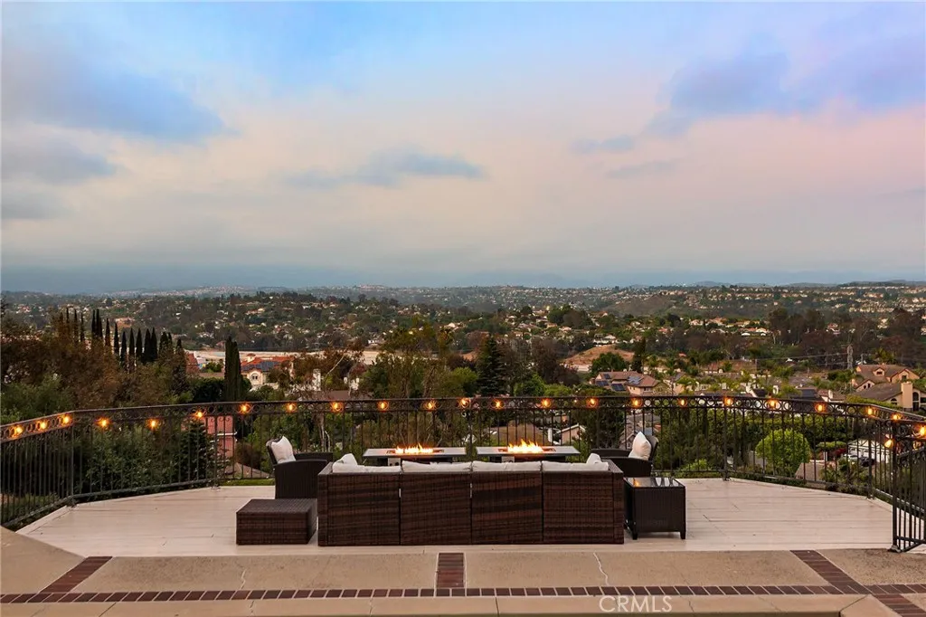 Laguna Hills, California 92653, United States, 6 Bedrooms Bedrooms, ,8 BathroomsBathrooms,Residential,Active,141255