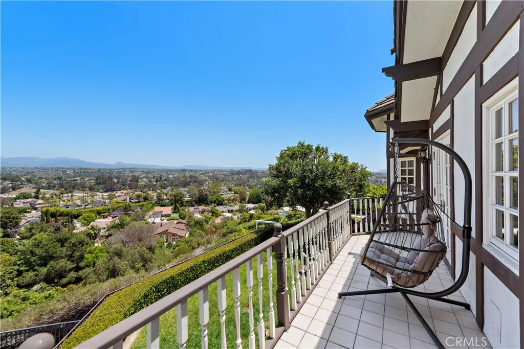 Laguna Hills, California 92653, United States, 6 Bedrooms Bedrooms, ,8 BathroomsBathrooms,Residential,Active,141255