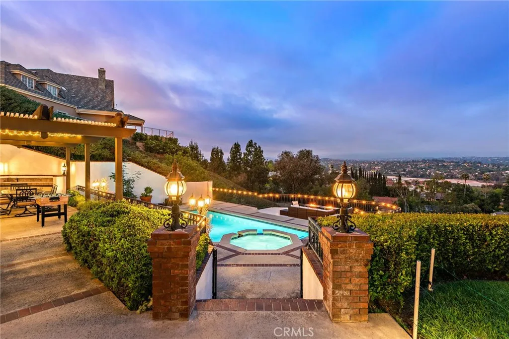 Laguna Hills, California 92653, United States, 6 Bedrooms Bedrooms, ,8 BathroomsBathrooms,Residential,Active,141255