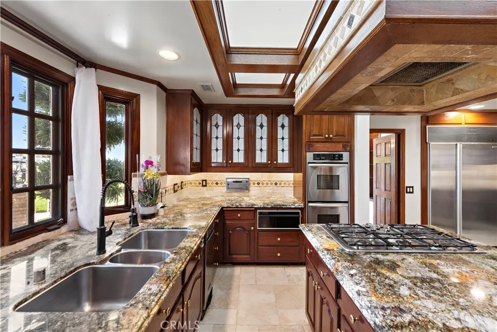 Laguna Hills, California 92653, United States, 6 Bedrooms Bedrooms, ,8 BathroomsBathrooms,Residential,Active,141255