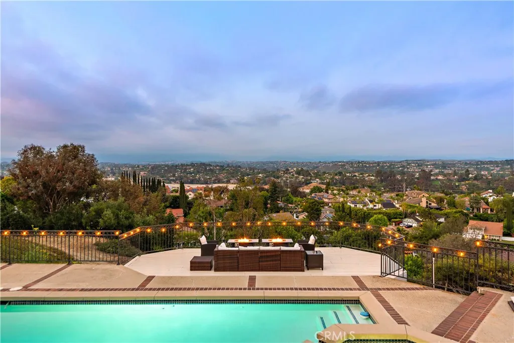 Laguna Hills, California 92653, United States, 6 Bedrooms Bedrooms, ,8 BathroomsBathrooms,Residential,Active,141255