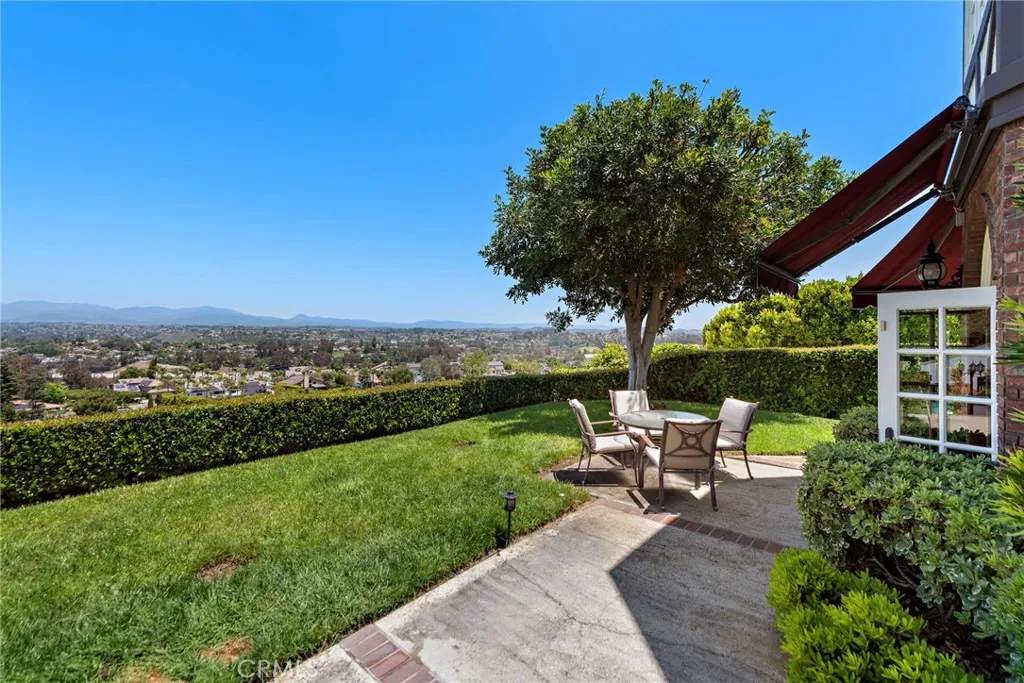 Laguna Hills, California 92653, United States, 6 Bedrooms Bedrooms, ,8 BathroomsBathrooms,Residential,Active,141255