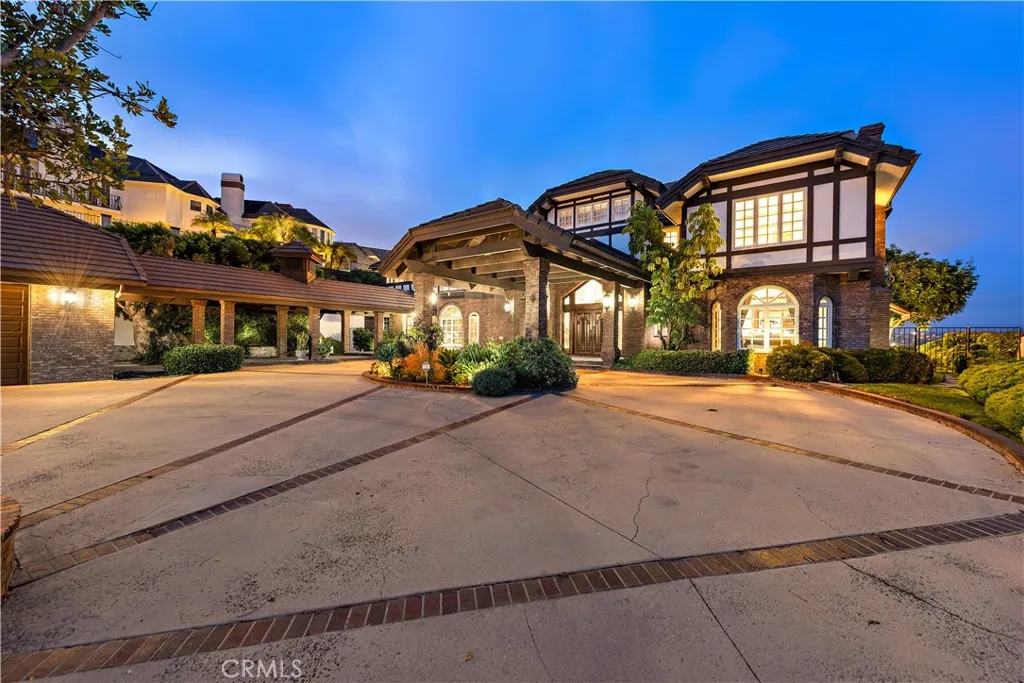 Laguna Hills, California 92653, United States, 6 Bedrooms Bedrooms, ,8 BathroomsBathrooms,Residential,Active,141255