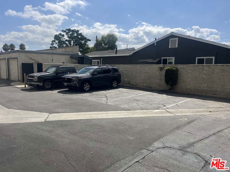 3902 Bresee Avenue 14