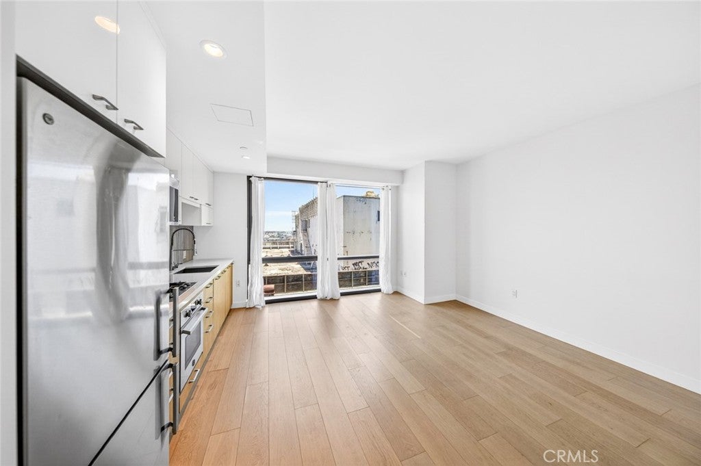 400 S Broadway 1513