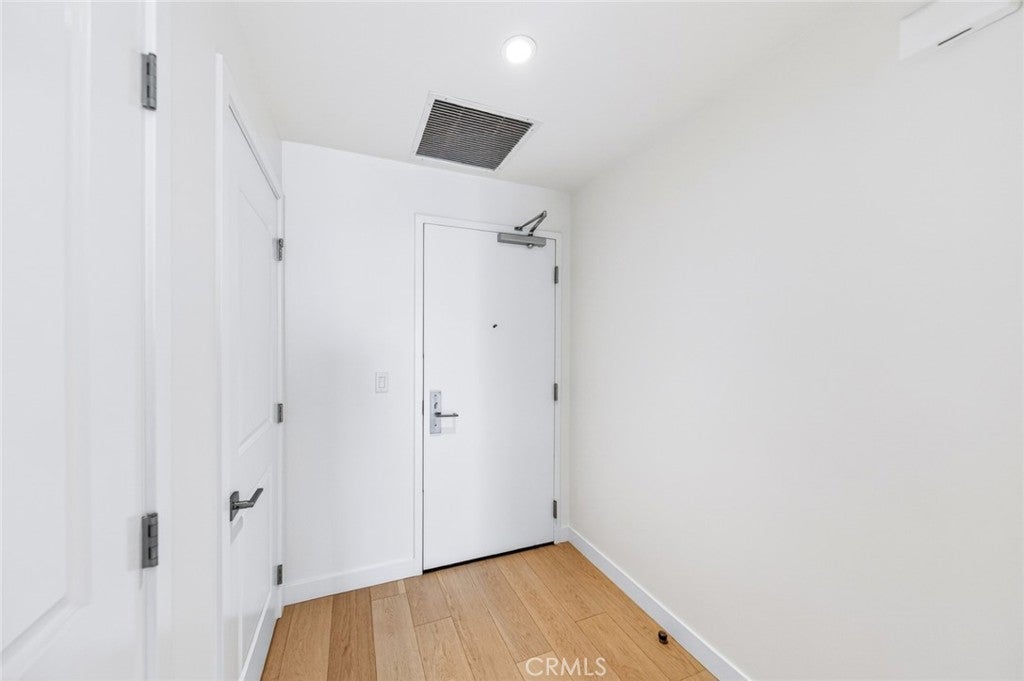 400 S Broadway 1513
