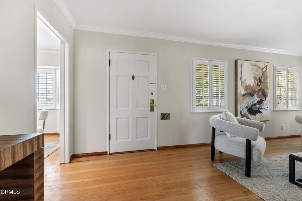 Pasadena, California 91107, United States, 2 Bedrooms Bedrooms, ,2 BathroomsBathrooms,Residential,Active,193493